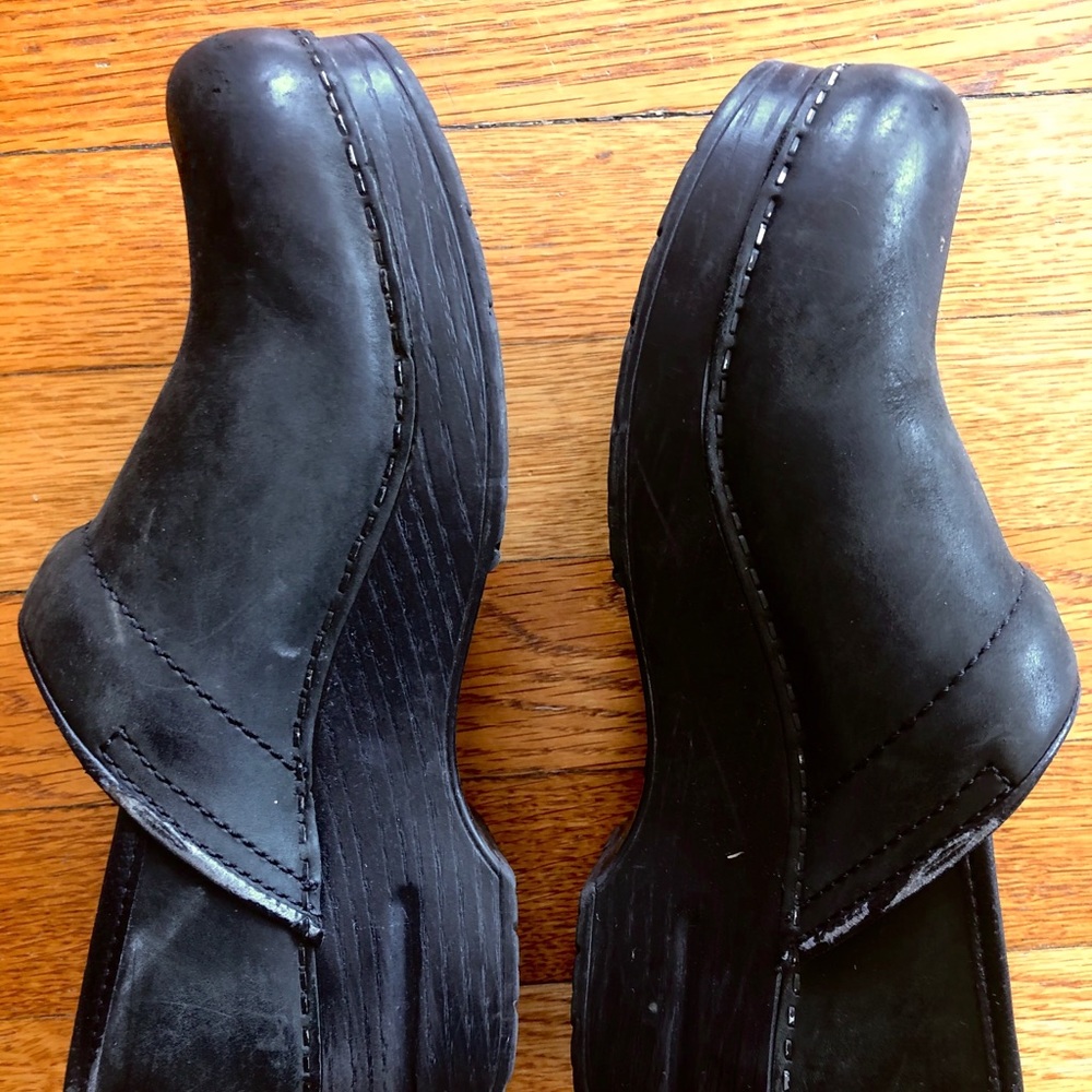 LAST CHANCE: Black Dansko Clogs - Picture 3 of 6